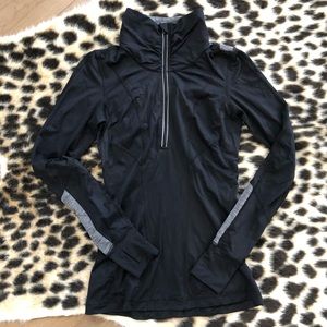 Lululemon 1/2 Zip Pullover